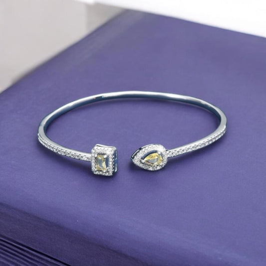 Silver with Yellow Stone